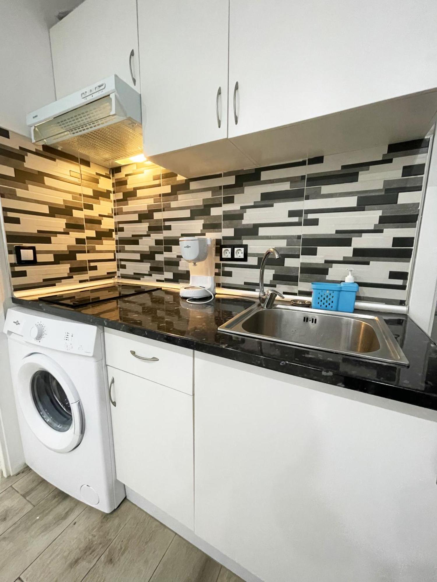 Apartments Near Metro Μαδρίτη Εξωτερικό φωτογραφία